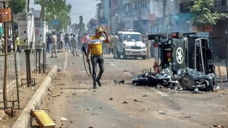 सासाराम हिंसा मामले में अबतक 57 लोग गिरफ्तार, हिंसाग्रस्त इलाकों का दौरा करेंगे बिहार के डीजीपी राजविंदर सिंह भट्टी