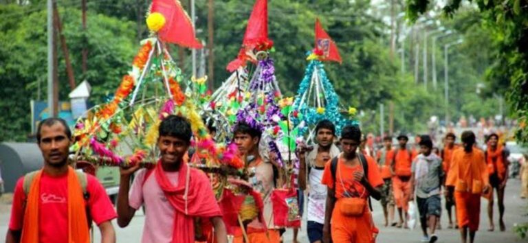 कावड़ यात्रा का सांप्रदायिक रंग