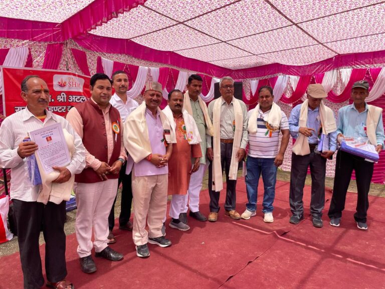 ग्रामीणों ने 32 नाली भूमि दान में दी