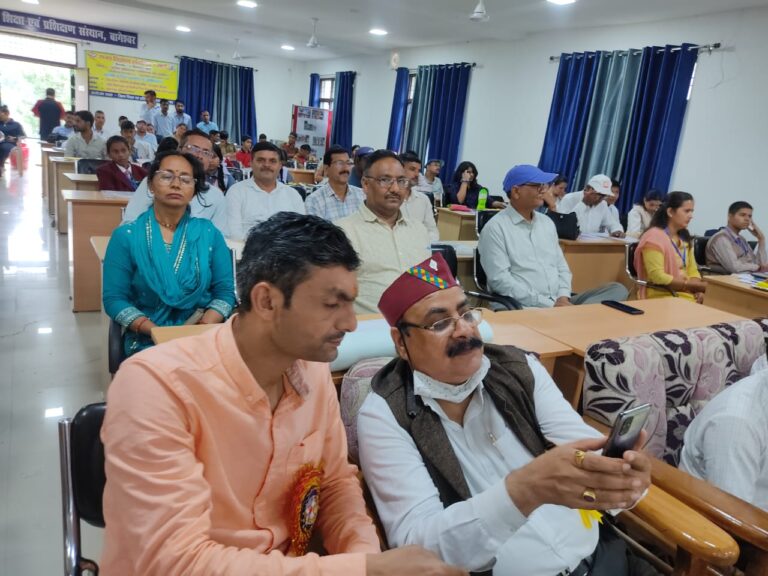 डाइट बागेश्वर में राज्य स्तरीय विज्ञान सेमिनार का शुभारम्भ : विपिन जोशी