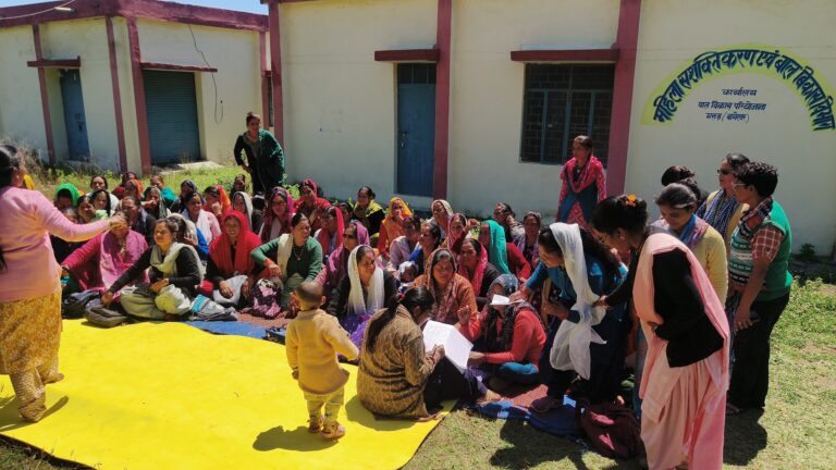 वेतन वृद्धि पर आंगन वाडी की हुंकार