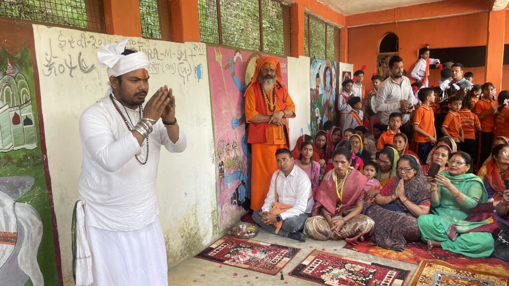 गोल ज्यू के देव डांगर अवतरण रूप में