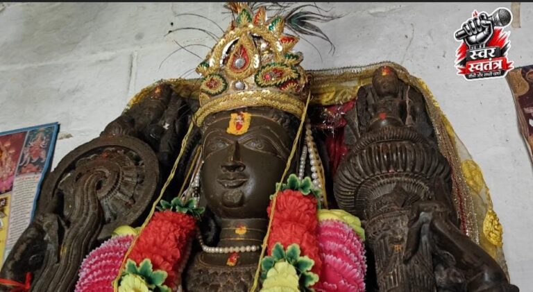 सिर्फ यहाँ है 5 फीट की अद्भुत सत्यनारायण प्रतिमा! देखें तैलीहाट का भव्य जन्माष्टमी महोत्सव