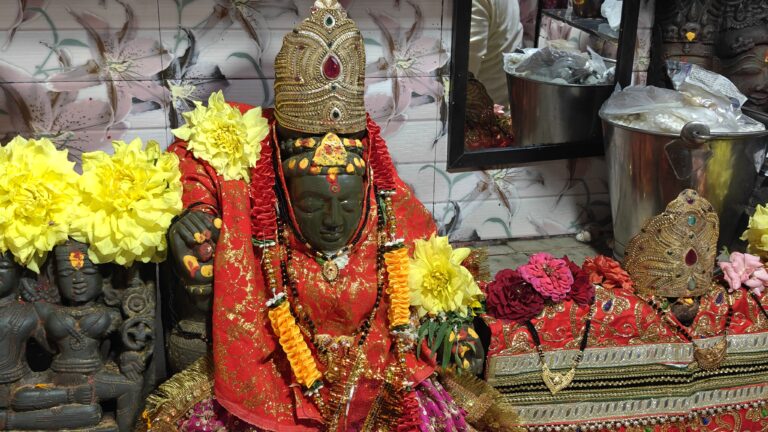 समृद्ध लोक-आस्था से जुड़ा है कदली वृक्ष पूजन मवई